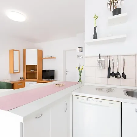 Julijana Apartment Krk Town